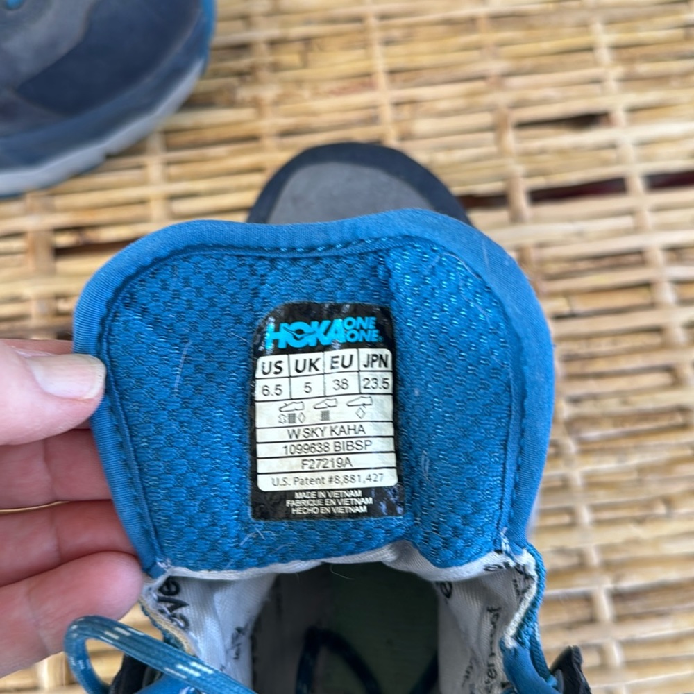 Hoka Sky Kaha Women’s Hiking Boots Waterproof Gore Tex Blue Grey Navy 1099638